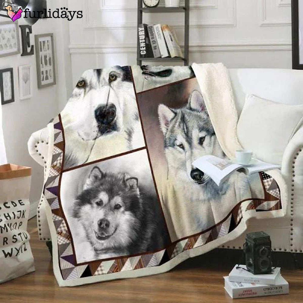 Alaskan Malamute Dog Blanket Gift For Christmas Home Decor Bedding Couch Sofa Soft and Comfy