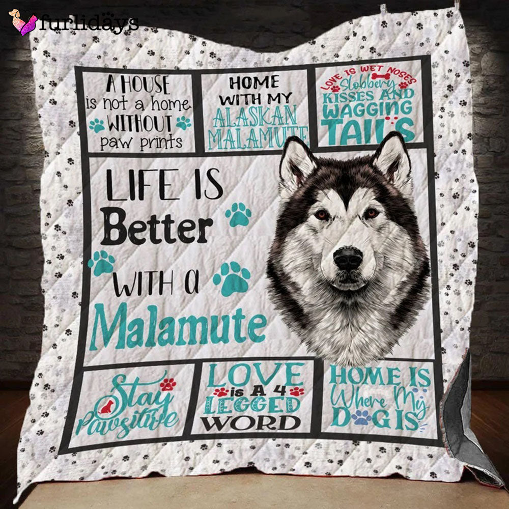 Alaskan Malamute Pawprint Quilt or Sherpa Blanket Home Decor Bedding Couch Alaskan Malamute Pawprint Quilt or Sherpa Blanket Home Decor Bedding Couch