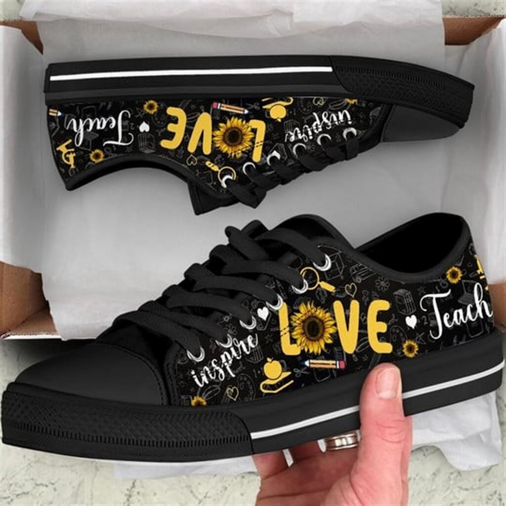 Teacher Love Class Sunflower Canvas Low Top Shoes Low Top Shoes Mens Women 1 hyceo2.jpg
