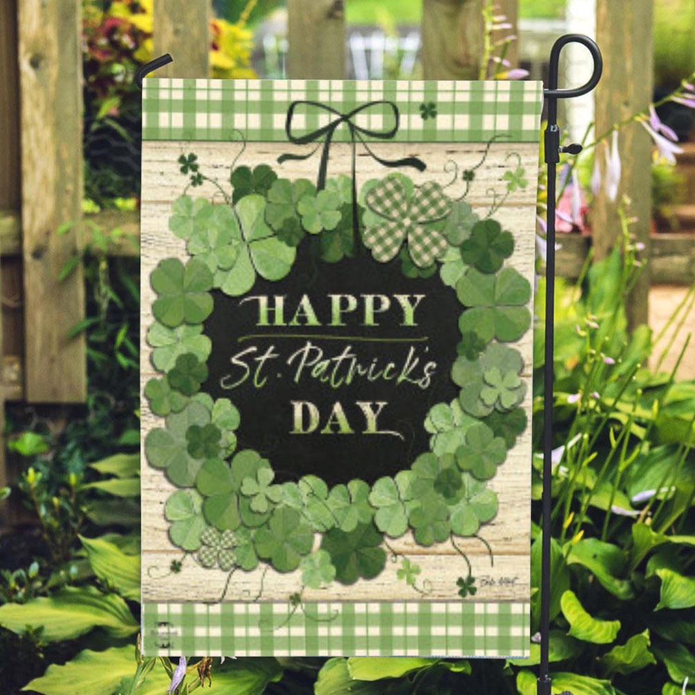 St Patrick Day Flag Lucky Wreath St. Patrick s Day House Flag St Patrick s Flag St Patrick s Day Garden Flag jm94wn.jpg