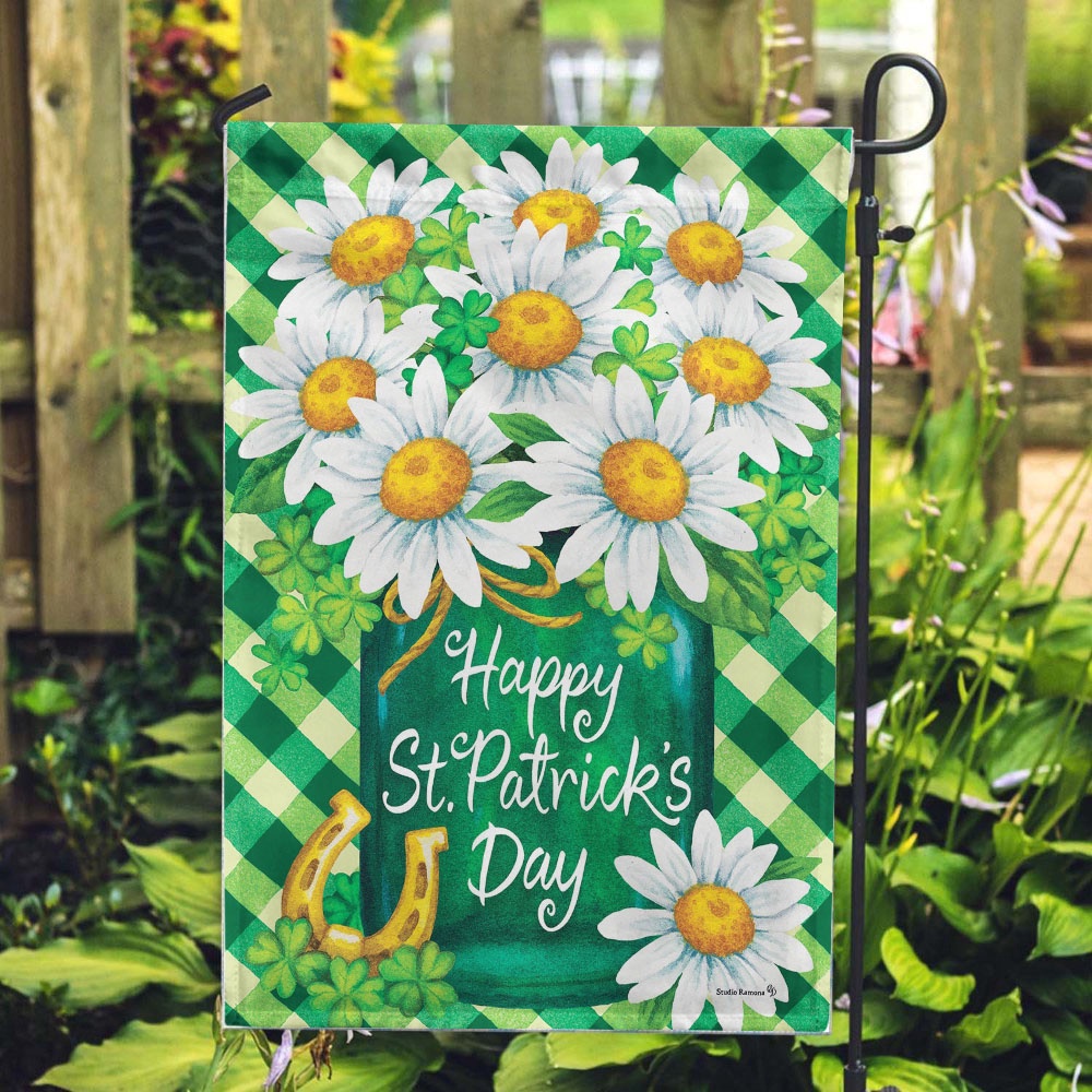 St Patrick Day Flag St. Pat s Sunflowers Flag St Patrick s Flag St Patrick s Day Garden Flag vkqzkz.jpg