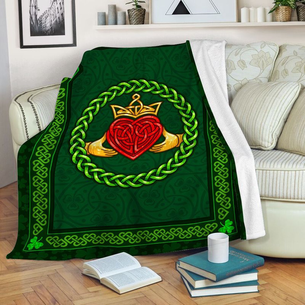 St Patrick s Blanket Irish Protection Claddagh Fleece Throw Blanket Irish Heart Irish Pride Fleece Blanket 1 bgxf9p.jpg