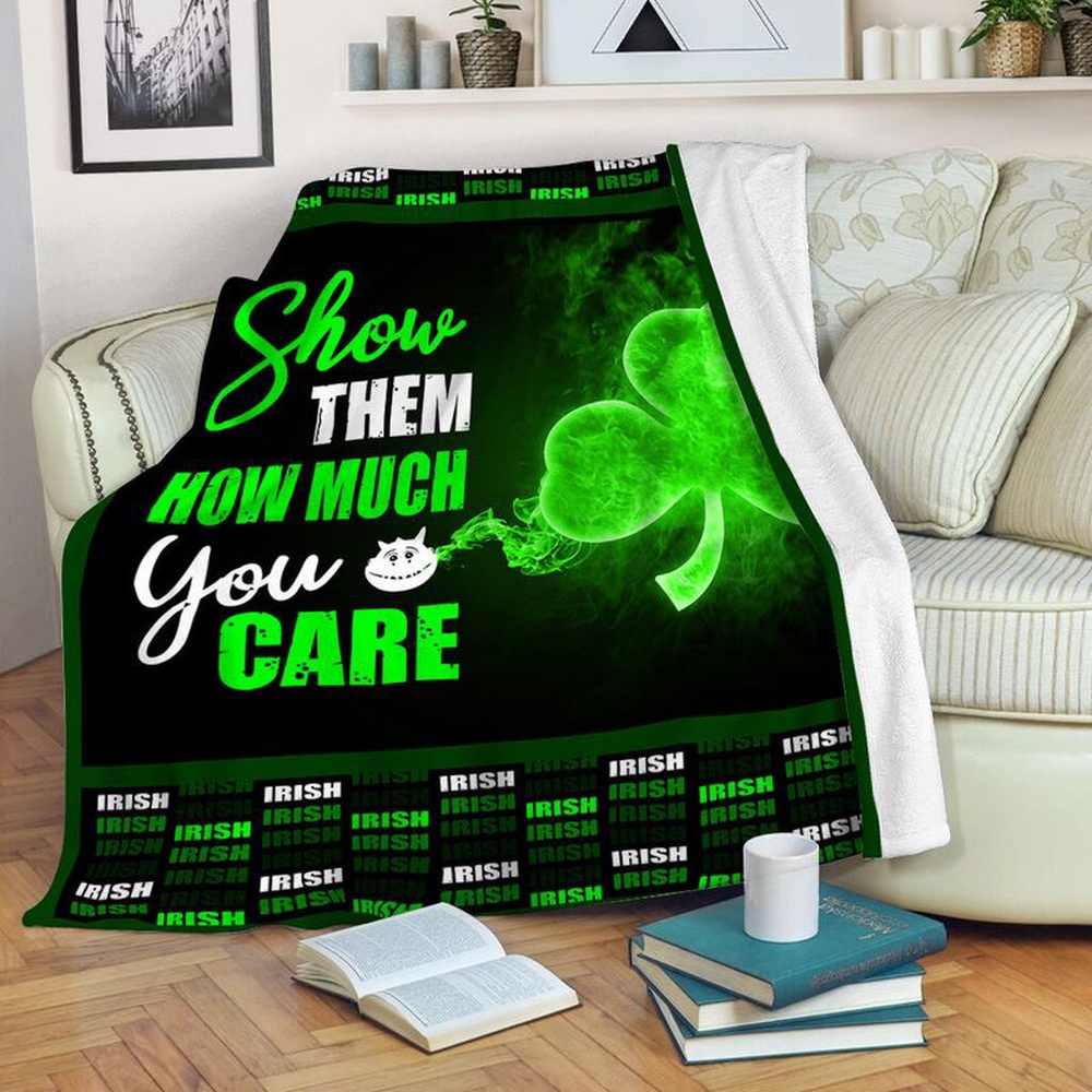 St Patrick s Blanket Irish Shamrock Show Them How Much You Care Licky Shamrock Irish Day 2024 Fleece Blanket 1 xtjglz.jpg