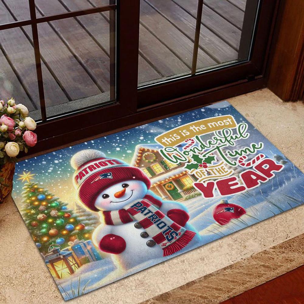 New England Patriots NFL Cute Snowman Christmas Rubber Base Doormat New England Patriots NFL Cute Snowman Christmas Rubber Base Doormat
