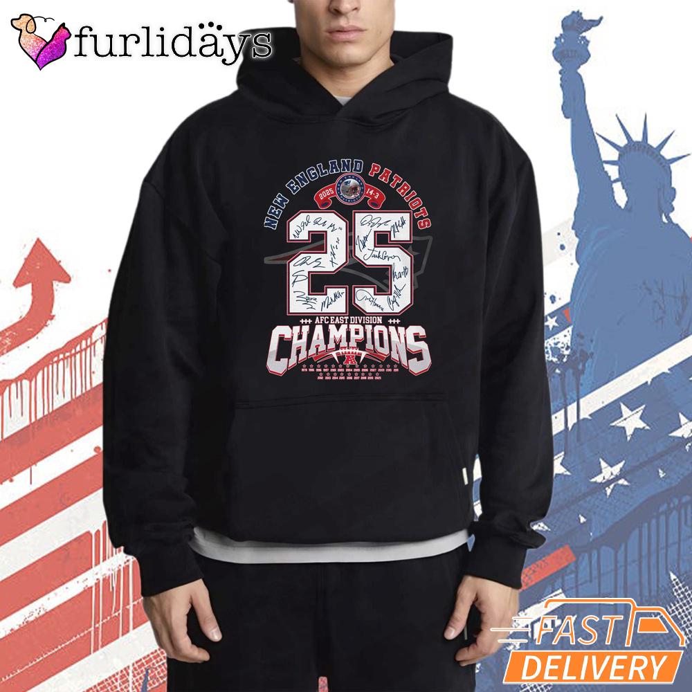 New England Patriots 25 Championship Legacy Graphic T-Shirt New England Patriots 25 Championship Legacy Graphic T-Shirt