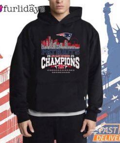 New England Patriots City Champions Skyline Graphic T-Shirt