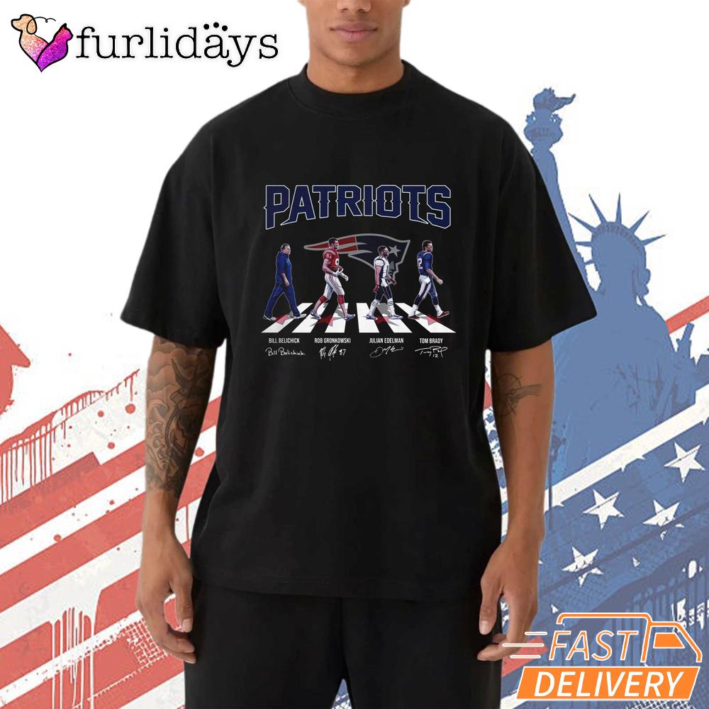 New England Patriots Team Legacy Graphic T-Shirt New England Patriots Team Legacy Graphic T-Shirt