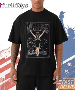 Michigan Wolverines Dunk Graphic Basketball T-Shirt Fan Gear