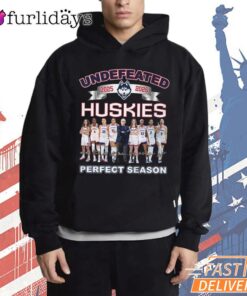 UConn Huskies Perfect Season Undefeated NCAA Basketball Champions T-Shirt