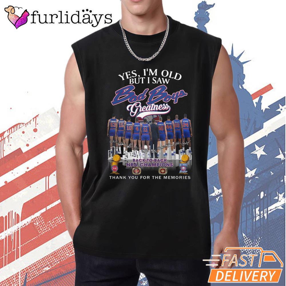 Detroit Pistons Yes I’m Old But I Saw Them All Legends T-Shirt Detroit Pistons Yes I’m Old But I Saw Them All Legends T-Shirt