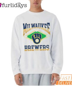 Milwaukee Brewers Baseball Field Diamond Graphic T-Shirt