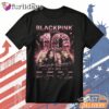 BLACKPINK World Tour 2026 T Shirt – K Pop Group Graphic Concert Tee DI Chuyen Hinh Anh IN Tren Mat Truoc Sang Mockup AO Mau