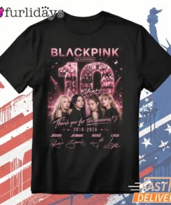 BLACKPINK World Tour 2026 T Shirt – K Pop Group Graphic Concert Tee DI Chuyen Hinh Anh IN Tren Mat Truoc Sang Mockup AO Mau