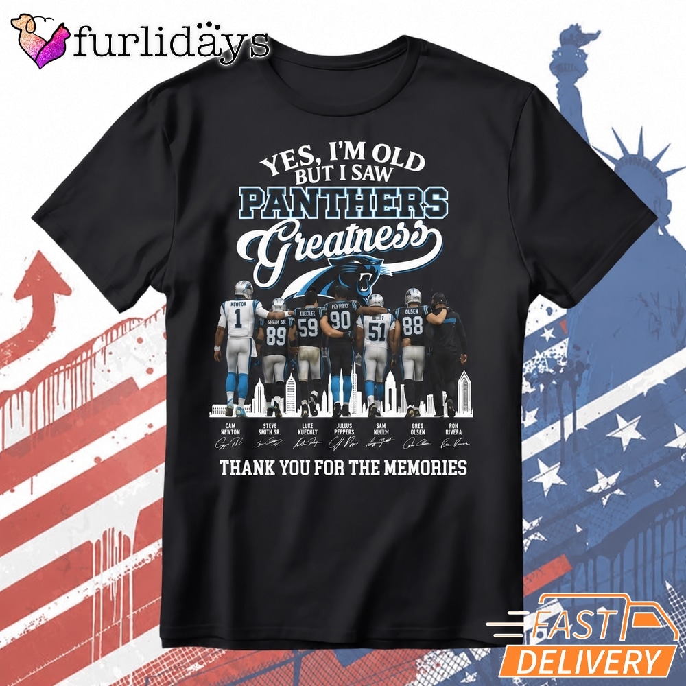 Carolina Panthers Greatness Memories Player Lineup Tribute Graphic T Shirt DI Chuyen Hinh Anh IN Tren Mat Truoc Sang Mockup AO Mau Lay Ung Background Mau Thiet KE