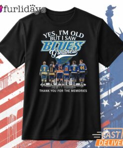 St. Louis Blues Legends “Yes I’m Old But I Saw” Memories T Shirt DI Chuyen Hinh Anh IN Tren Mat Truoc Sang Mockup AO Mau Lay Ung Background Mau Thiet KE